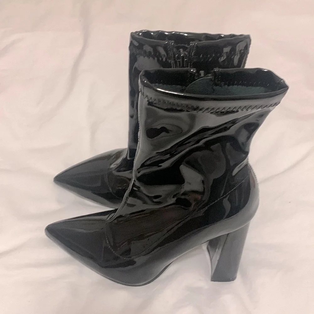 Black ankle booties - Picture 2 of 6